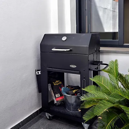 Rent4 Malaga Chill House Ferienhaus *