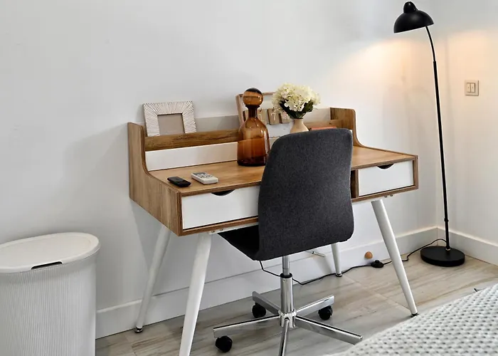 Semesterbostad Rent4 Malaga Chill House