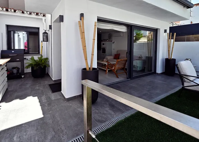 Rent4 Malaga Chill House Semesterbostad